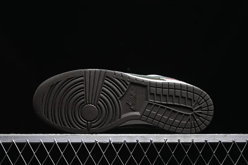 All Categories Nk SB Dunk Series Nk SB Dunk Low Low-top sneakers Nk Dunk Low "Year of the Snake" Year of the Snake Spring Festival limited low-top casual sneakers HV5980-231